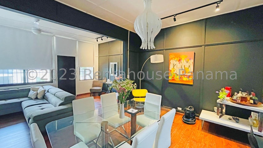 Spectacular Single Family Home